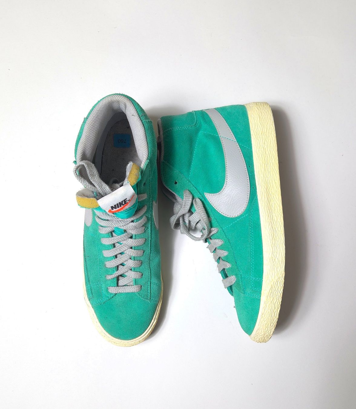 Nike Scarpe da donna: Nike Blazer Mid  Premium VNTG Suede – Nuovo (secondo la descrizione) da Lausanne venduto da A.2ndLIFE 1