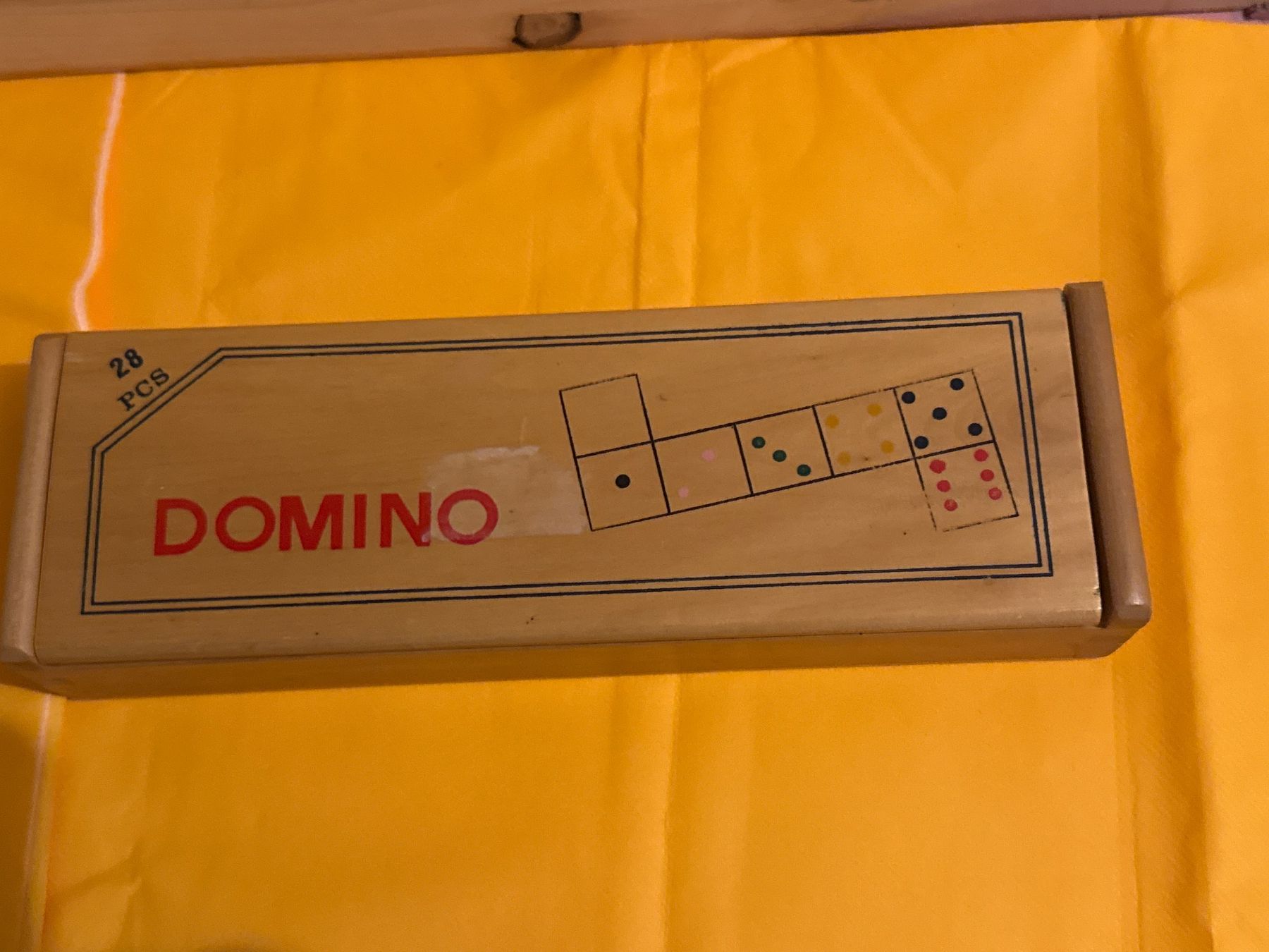 Spiele: Domino aus Holz – Gebraucht aus Thun von Atelier