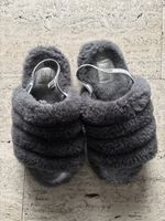 Ugg Sandalen, grau , Grösse ca 34