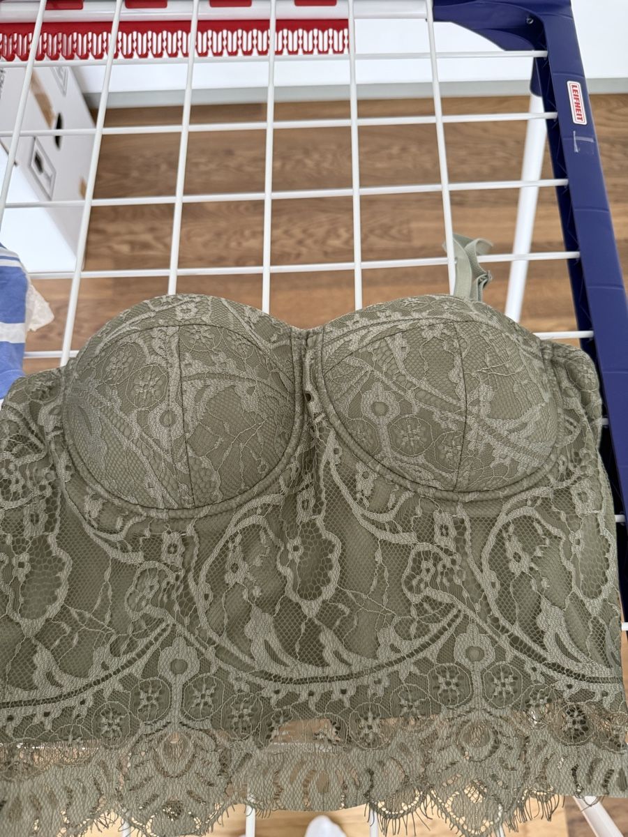 Tally Weijl Tops: Top grün Grösse L – Gebraucht aus Zürich von bia_6kmj