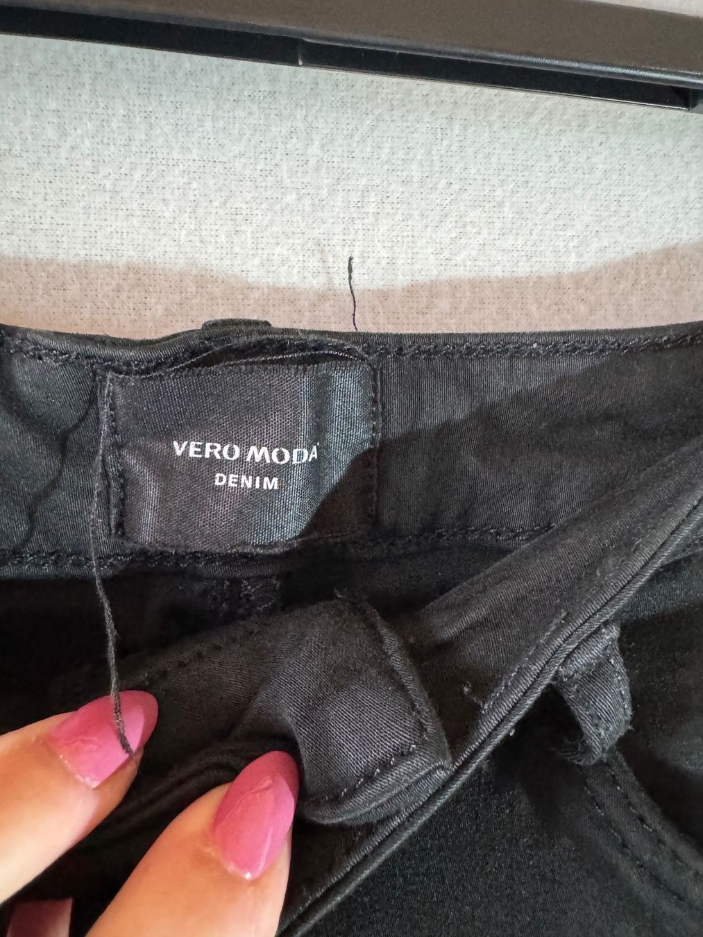 Vero Moda Jeans: Schwarze Jeans von Vero Moda Gr. S – Gebraucht aus Grosswangen von second_hand_dress 1