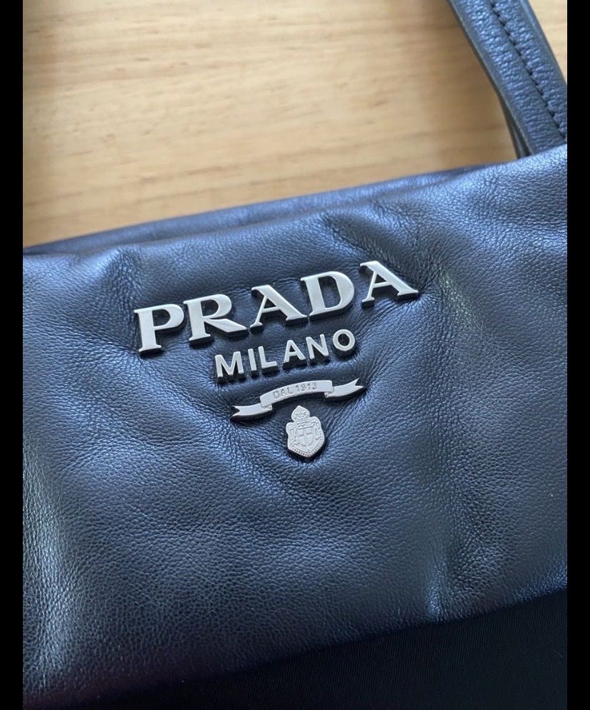 Prada Borse da donna: Original Prada Shopper schwarz – Usato da Horw venduto da bijou1986 1