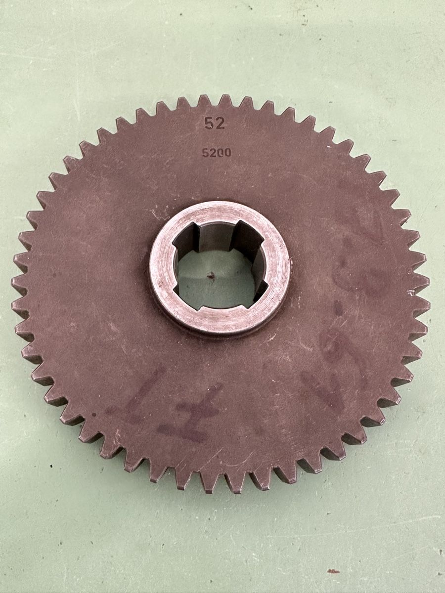 Ingressi: Machinery gear module 2.5 – Usato da Aarberg venduto da SNMachines
