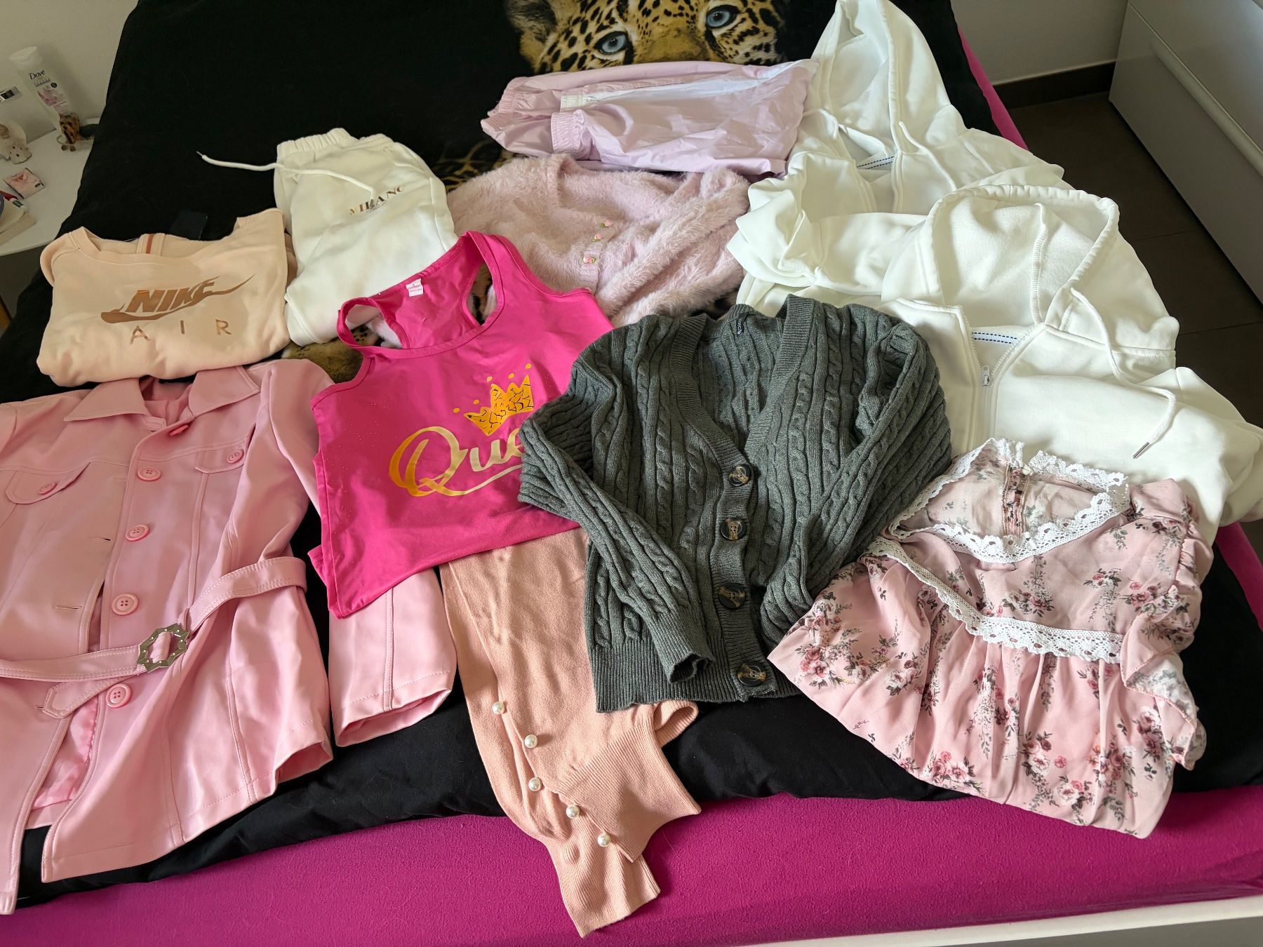 Lotti di vestiti: Gros lot de vêtements divers pièce Nike – Usato da Grône venduto da bie_9pgt 1