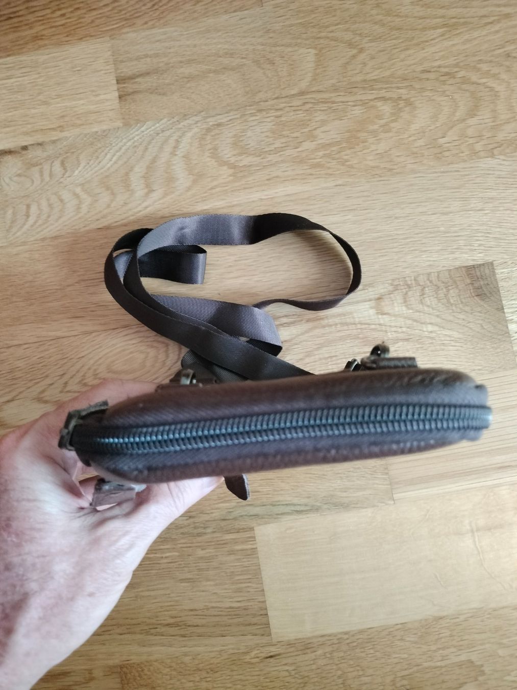Borse: Echtleder Umhänge-Gürteltasche Neu – Nuovo e nell'imballaggio originale da Muri AG venduto da goodmood17 4
