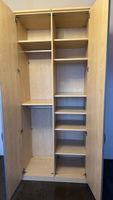 Hoher Kleiderschrank (242cm) - abgebaut