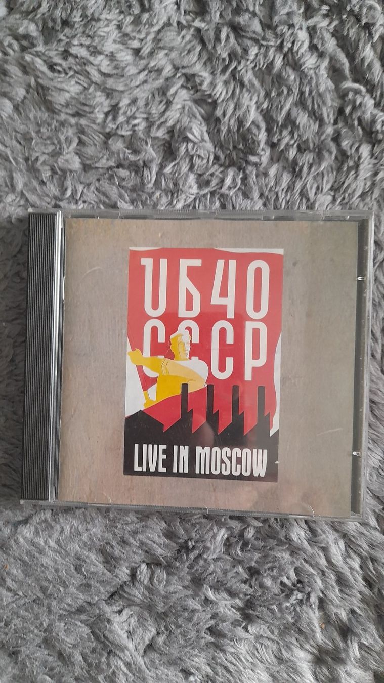 CD: UB 40   CCCP   LIVE IN MOSCOW   CD – Usato da Wetzikon ZH venduto da Ramones01