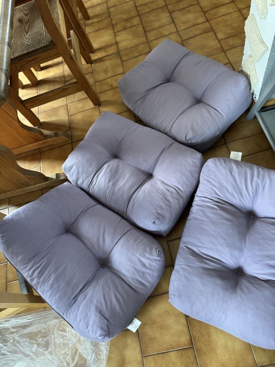 Cuscini: Lots coussins palettes 2 grands 4 petits – Usato da Veyrier venduto da kimedovapa