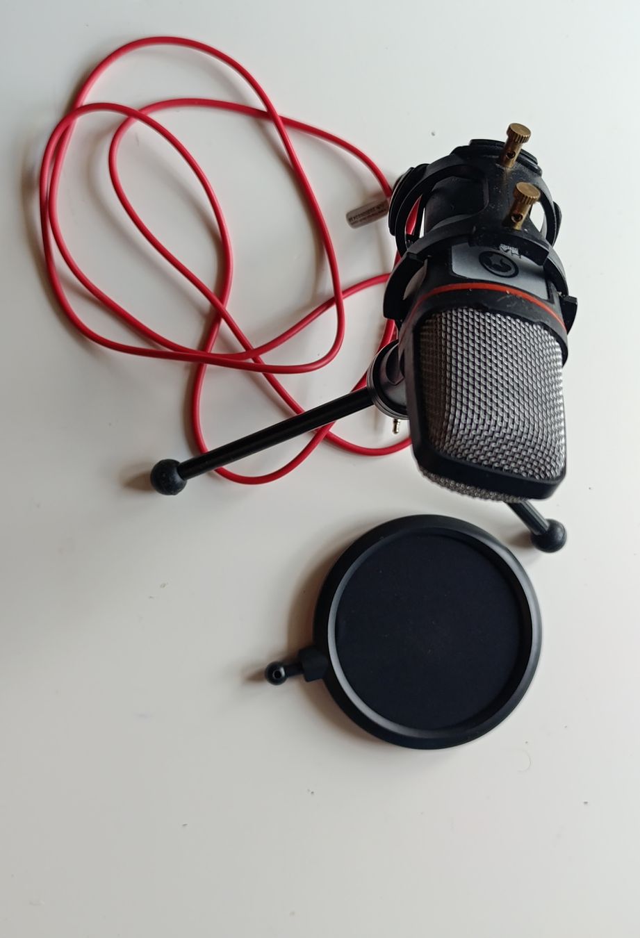 Microfoni: USB Microphone with Stand and Pop Filter used – Usato da Weisslingen venduto da YuriiAG 1