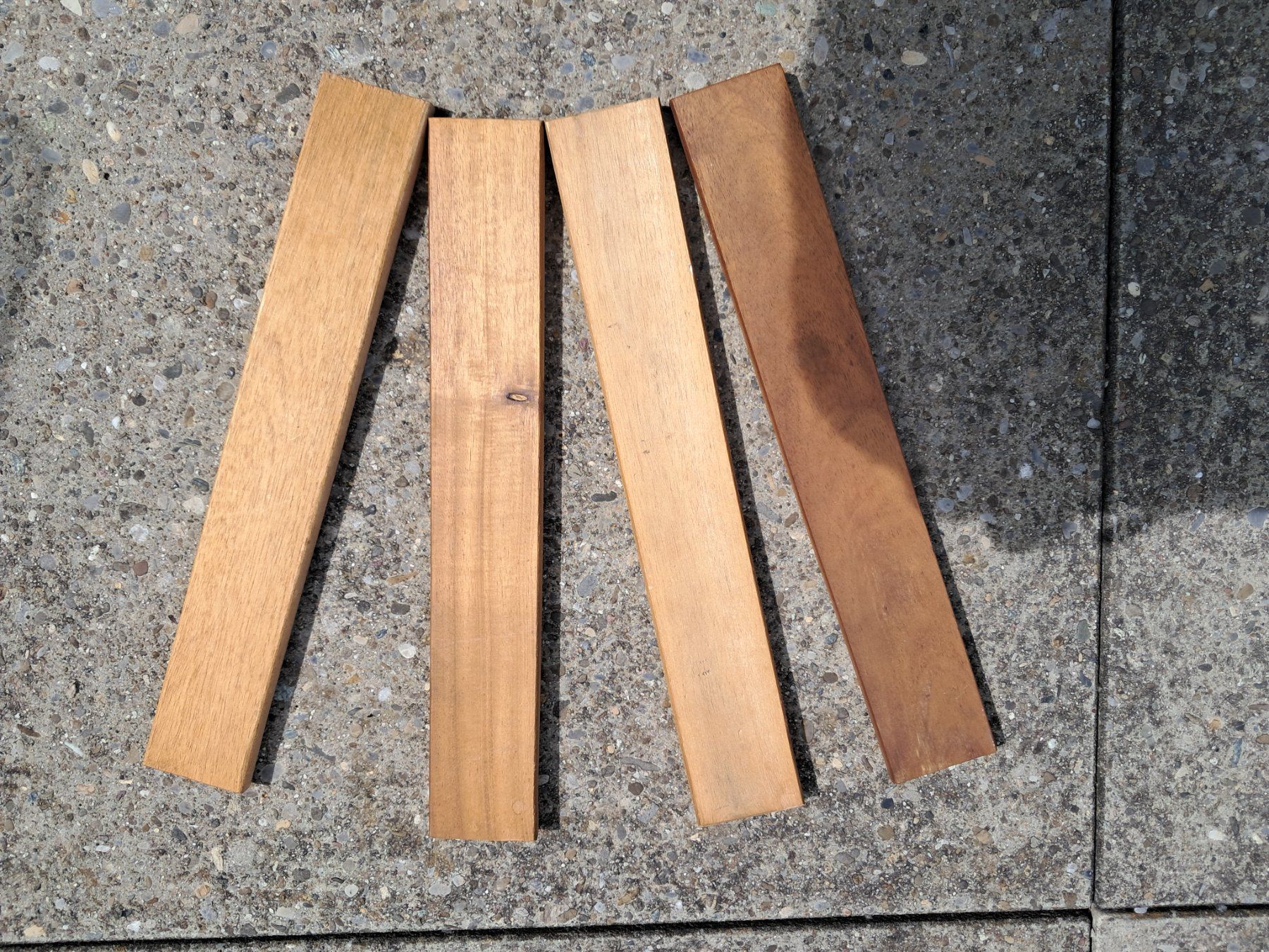 Rivestimenti per pavimenti: 600 Holzlatten von der Klickfliese Akazie – Usato da Bubikon venduto da Mensinger 3