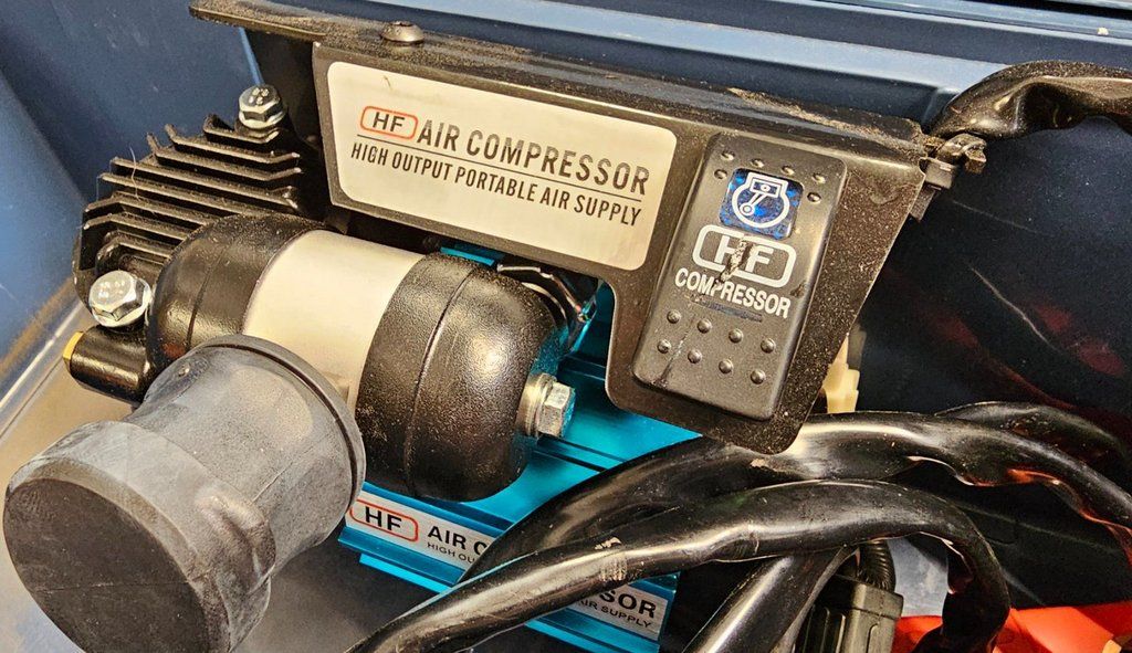 Compressori: Mobiler Kompressor (12 Volt) – Usato da Alpnach-Dorf venduto da Hess-Automobile 5
