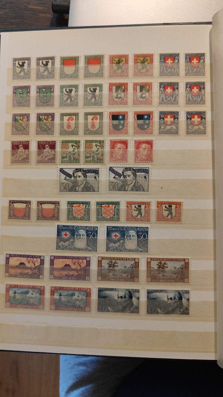 Tutti i francobolli: Super Sammlung Pro Juventute, postfrisch,ab Vorläufer  – Usato da Riniken venduto da ChriguG75 1