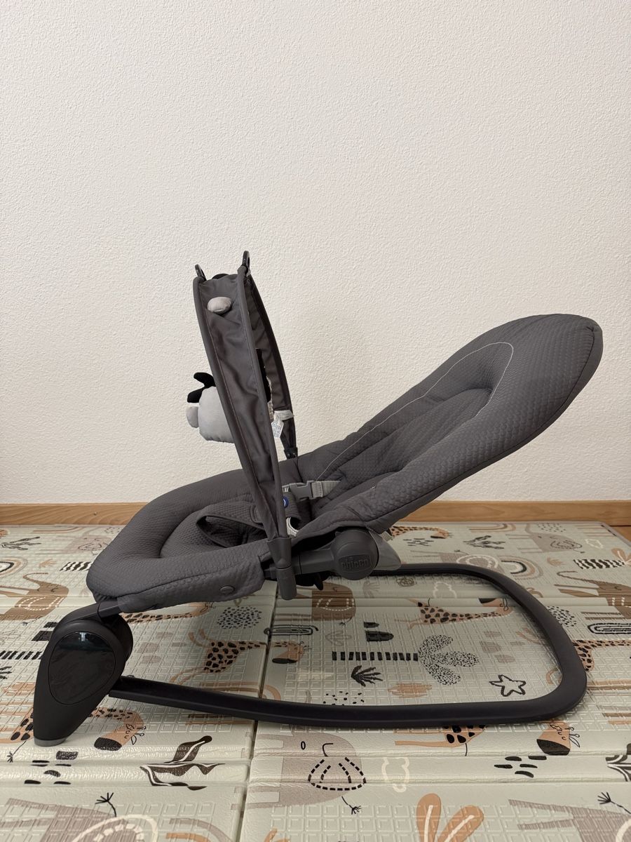 Chicco Sdraiette & Sdraiette a dondolo: Chicco Babywippe Hoopla Grau – Usato da Bülach venduto da Marcel_96 3