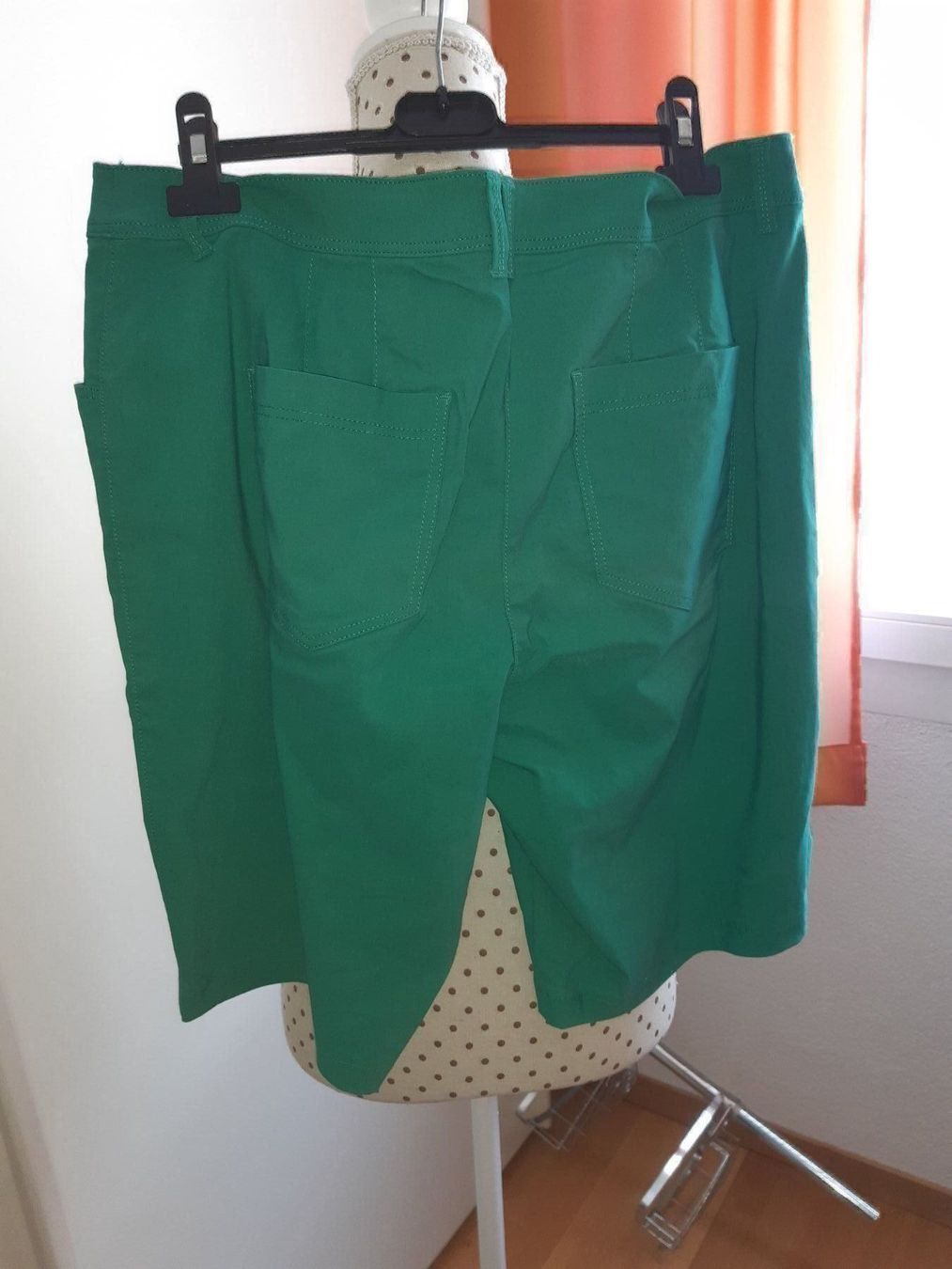 Hosen: Damen  3/4 Hosen Gr 44 – Neu (gemäss Beschreibung) aus Landquart von Snug01 1