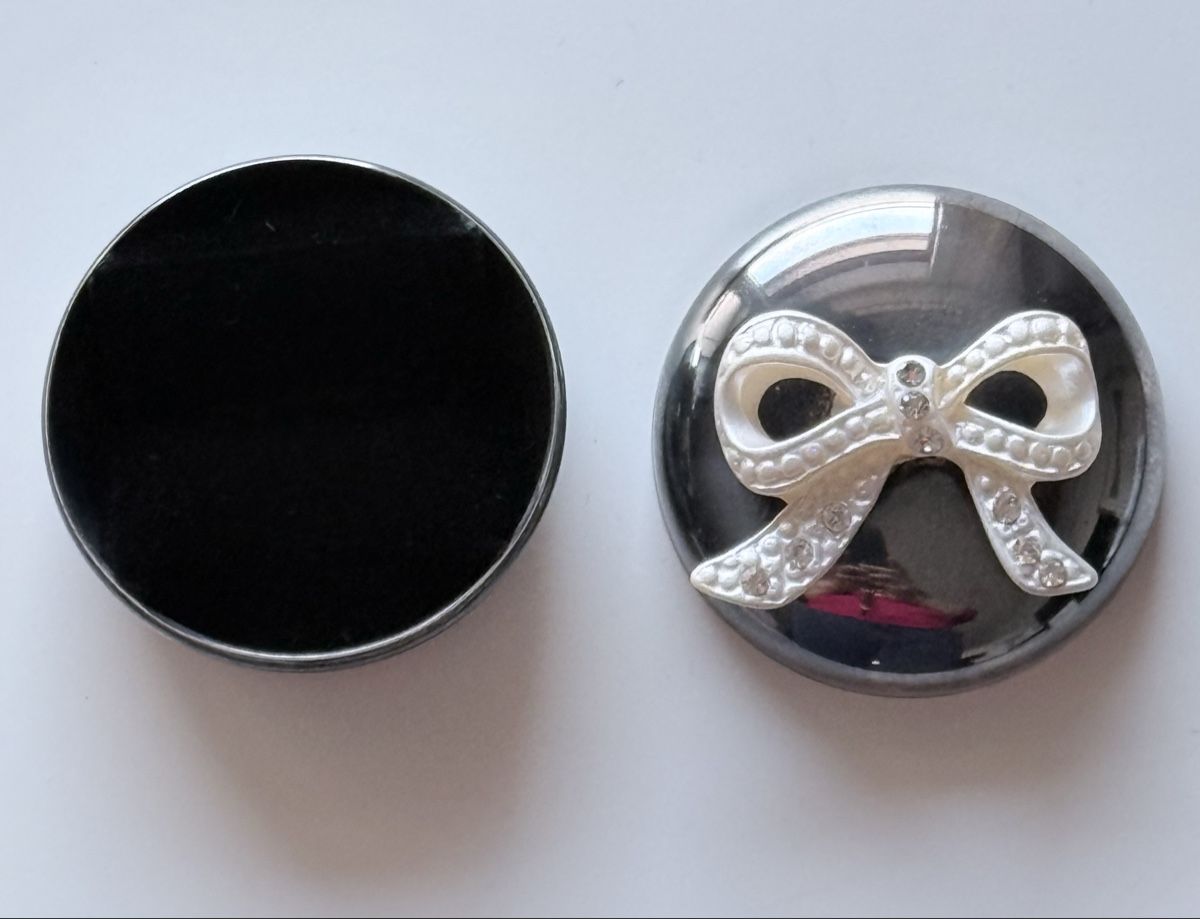 Portagioie: Vintage Silver Trinket Box For 1 Ring – Usato da Epalinges venduto da Lily2006 1