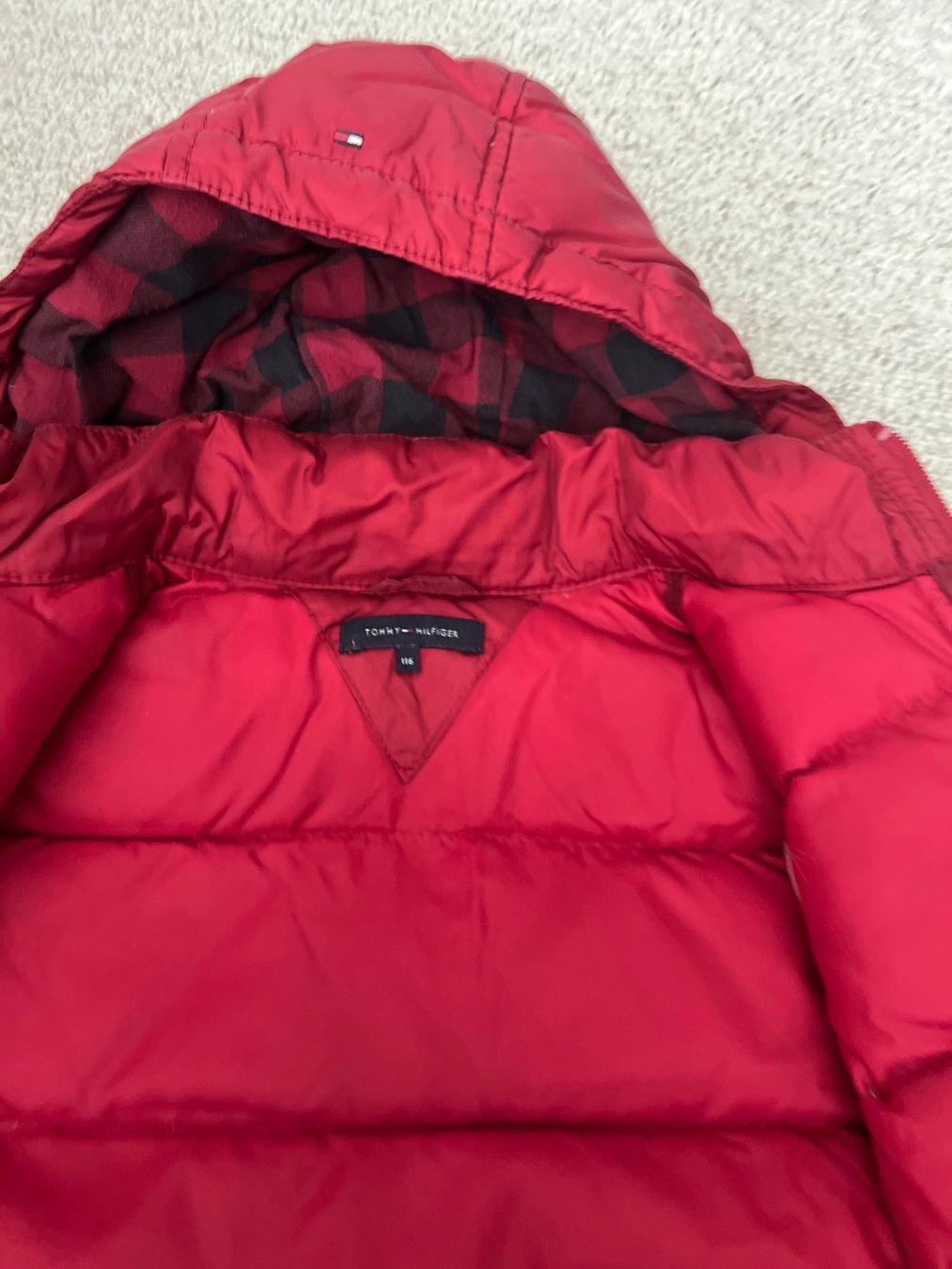 Tommy Hilfiger Giacche & Cappotti: Tommy Hilfiger Winterjacke, Gr. 116 – Usato da Zollikerberg venduto da Chita440 4