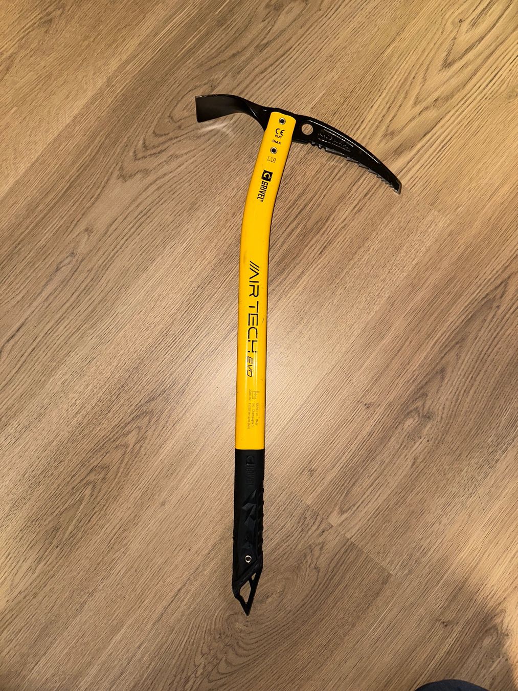 Grivel Attrezzatura da arrampicata: Grivel Air Tech Evo Pickel 53 – Usato da Appenzell venduto da SaidBe