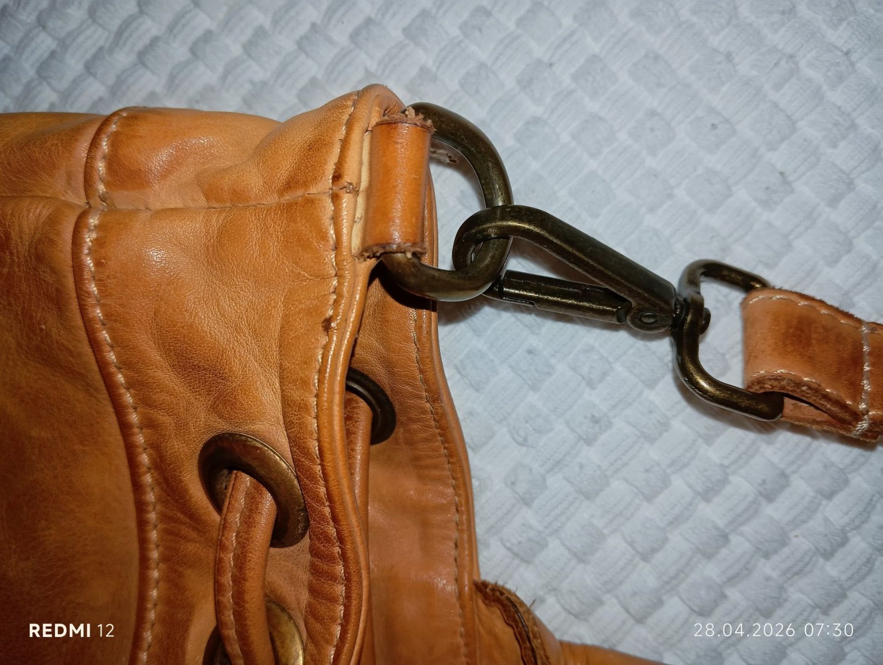 Borse da donna: Vintagestile Lederumhängetasche cognac – Usato da Ennetbaden venduto da abrso 6