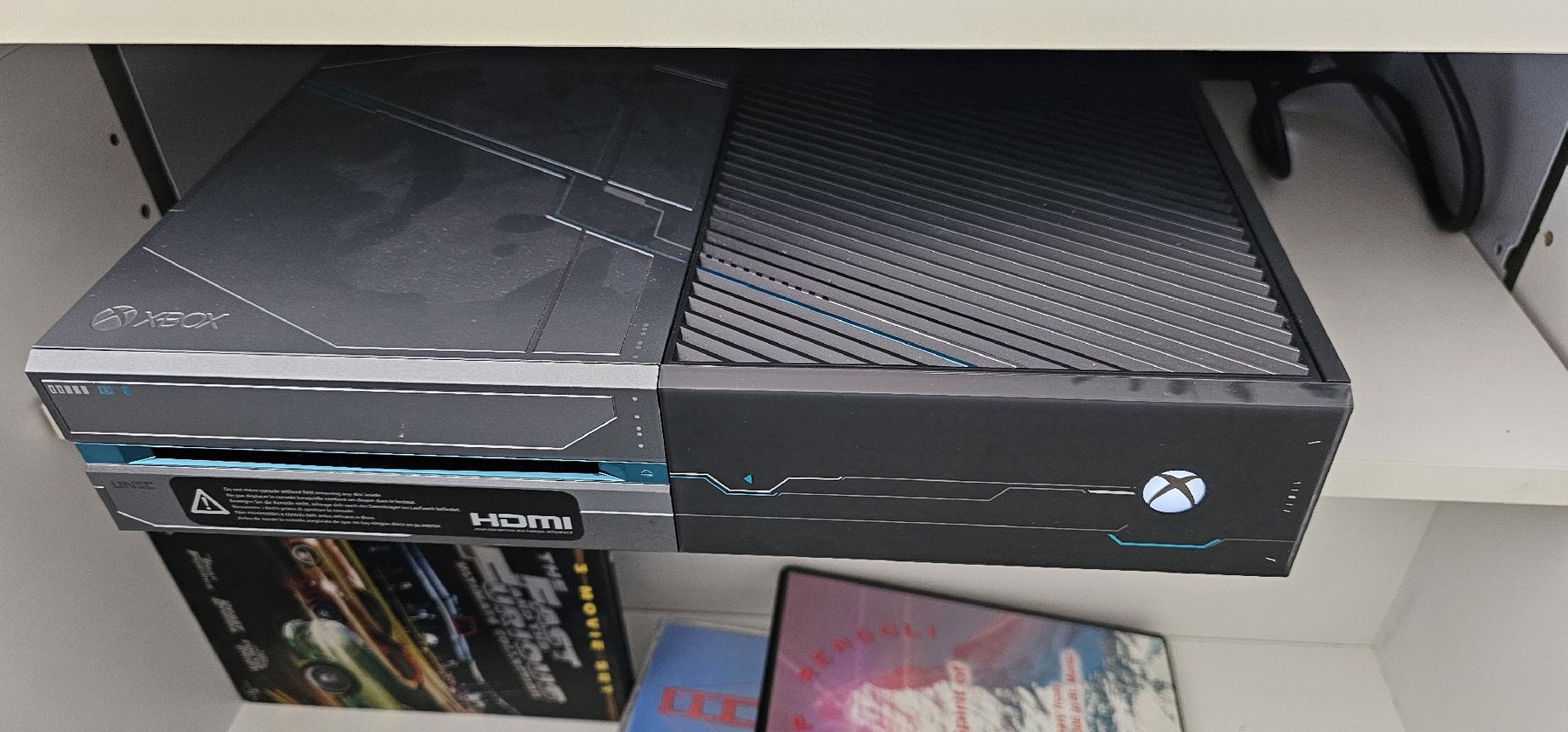 Microsoft Konsolen: XBox One im Set – Gebraucht aus Bonstetten von GreenFrog400