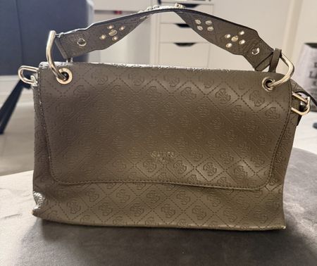 Guess Handtasche / Schultertasche - Top Zustand!