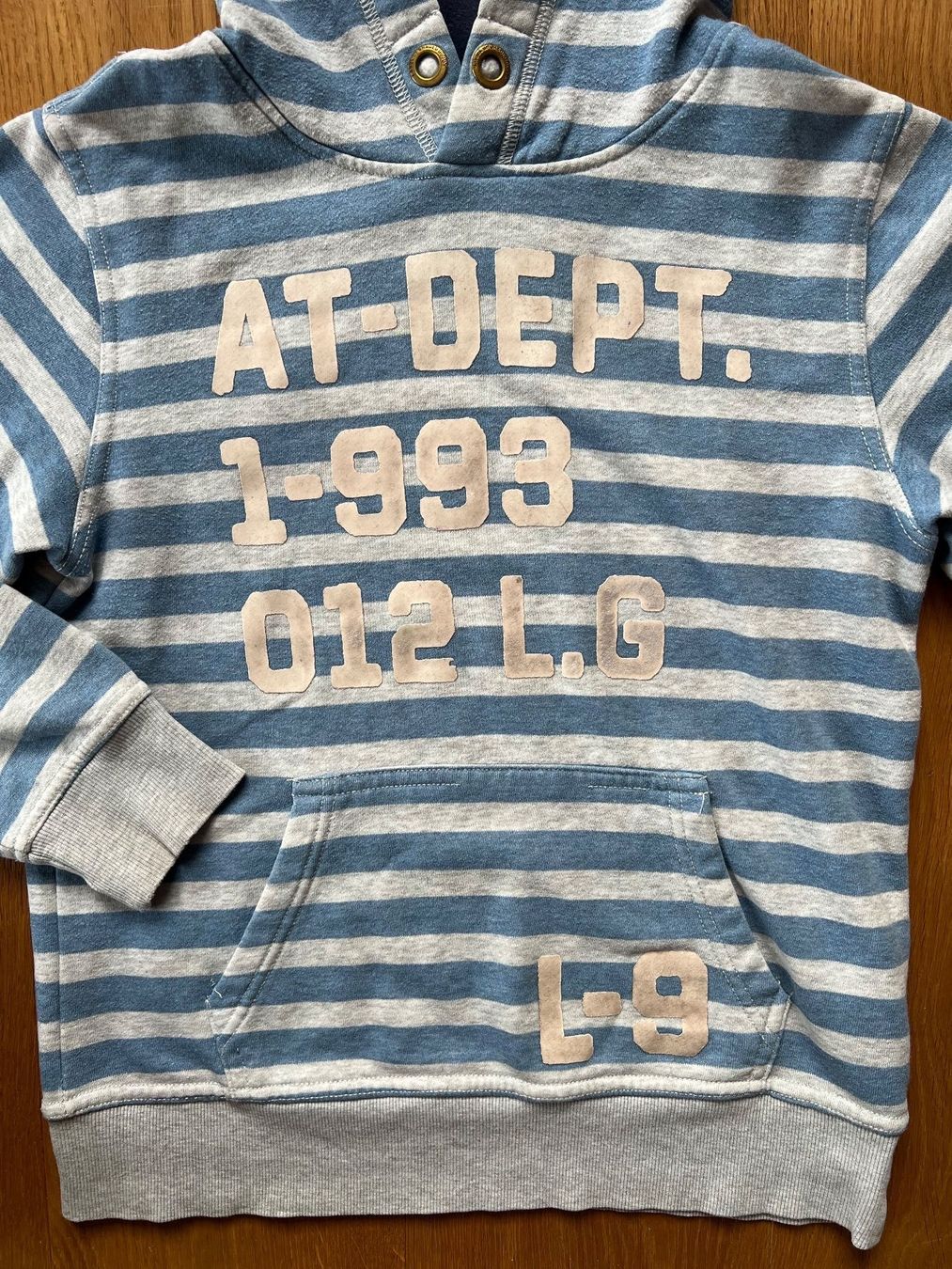 Maglioni & Felpe: Hoddie in Gr.146/152 – Usato da Lengnau BE venduto da Rubin27 1