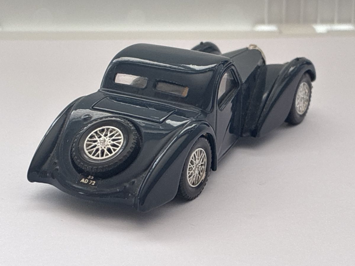 Bugatti Modellini d'auto: Bugatti 57 S Atalante, Solido 1:43 – Usato da Seuzach venduto da steig43 3