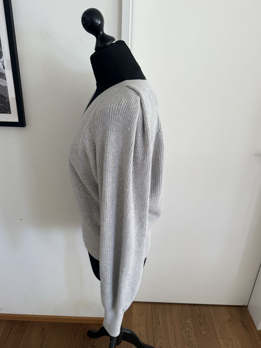 Iro Maglioni & Felpe: Iro Pullover grau wolle 38-40 L  – Usato da Wallisellen venduto da Aboutfashion 1