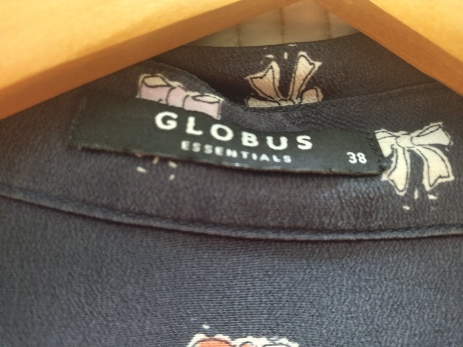 Globus Camicette: Globus Essentials, Elegante Bluse Damen, 100 % Silk, Gr. 38 – Usato da Densbüren venduto da TutaLarsen 3