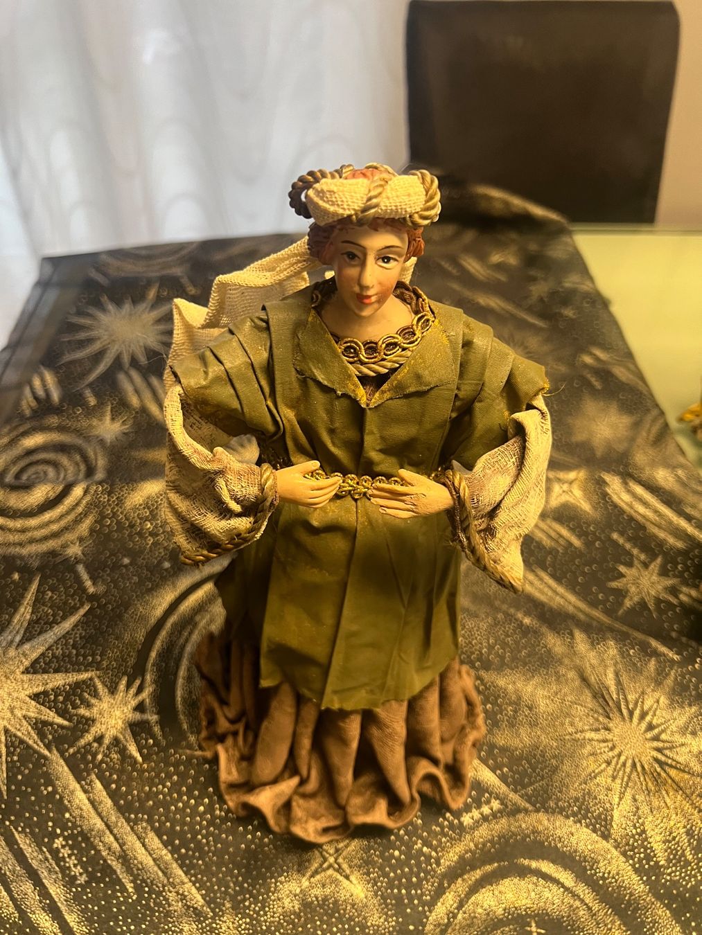 Toutes les décorations: Weihnachtsfiguren mit prächtigen Gewändern – D'occasion à Frauenfeld par stern081 4