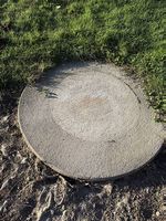 Gebrauchte runde Betonplatte  Durchmesser ca. 120 cm