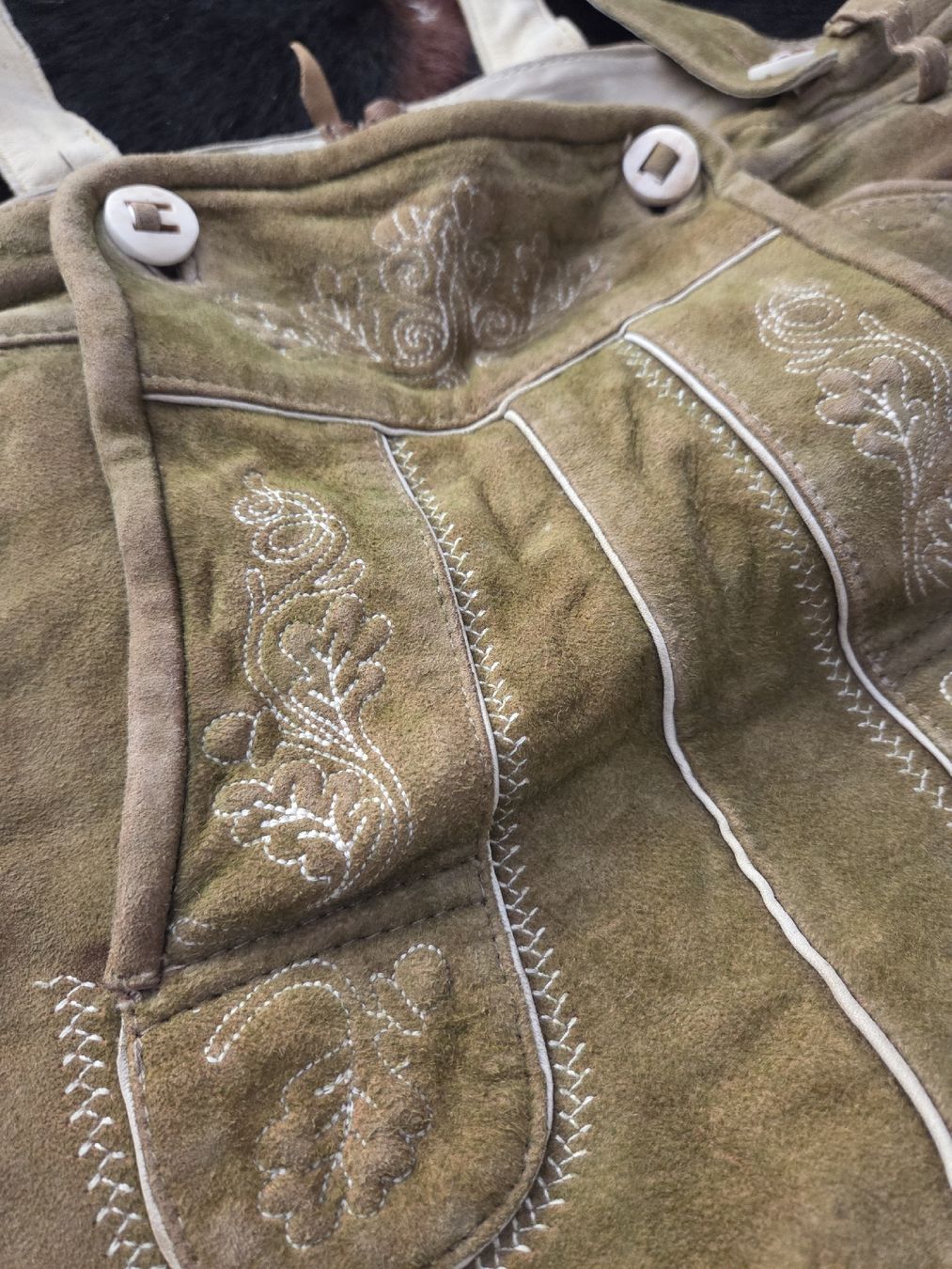 Pantaloni: Lederhose Oktoberfest – Usato da Adliswil venduto da Ducatisti77 1