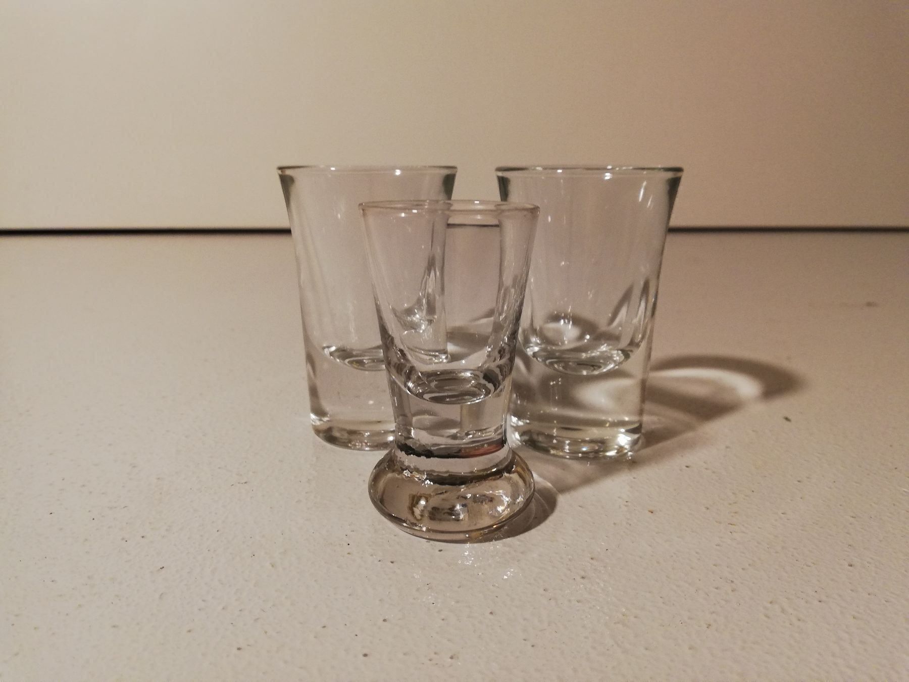 Bicchieri: Sammlung Schnappsgläser Elegant 3 Stück – Usato da Zuerich venduto da lichti 1