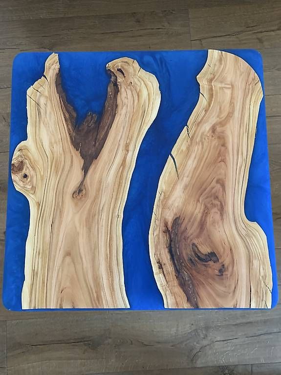 Tutte le decorazioni: Kirschbaum mit Blau Epoxi – Usato da Kölliken venduto da matter.m 2