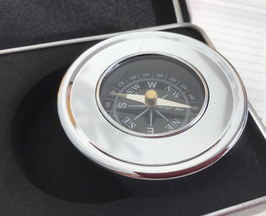 Kompass - sehr schön, toll ins Auto