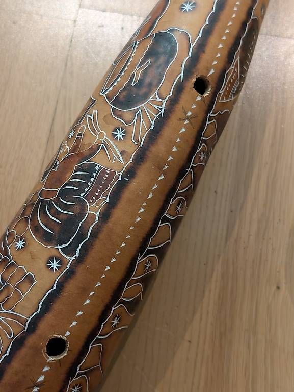 Musikinstrumente: 2 traditionelle Guiros/Kalebassen – Gebraucht aus Luzern von GelberDoppelmeter 2