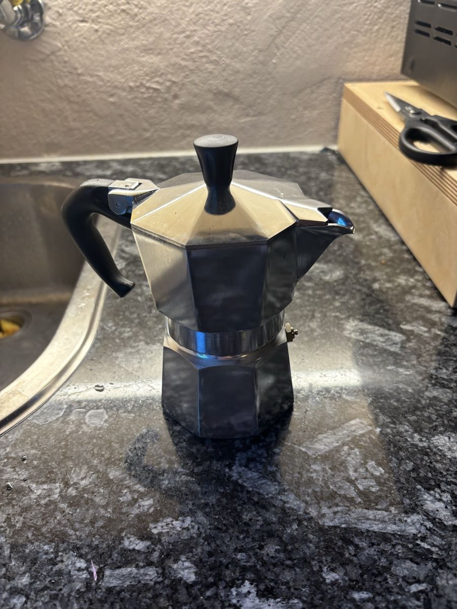 Bialetti Macchine per caffè & Macchine per espresso: Bialetti Moka 3 tassen – Nuovo (secondo la descrizione) da Bern venduto da manu.3012