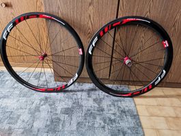 Laufradsazt FFWD 40/50 mm full carbon