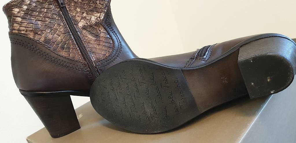 Tosca Blu Scarpe da donna: Tosca blu Stiefelette Gr. 36 – Nuovo (secondo la descrizione) da Kreuzlingen venduto da gogi3 1
