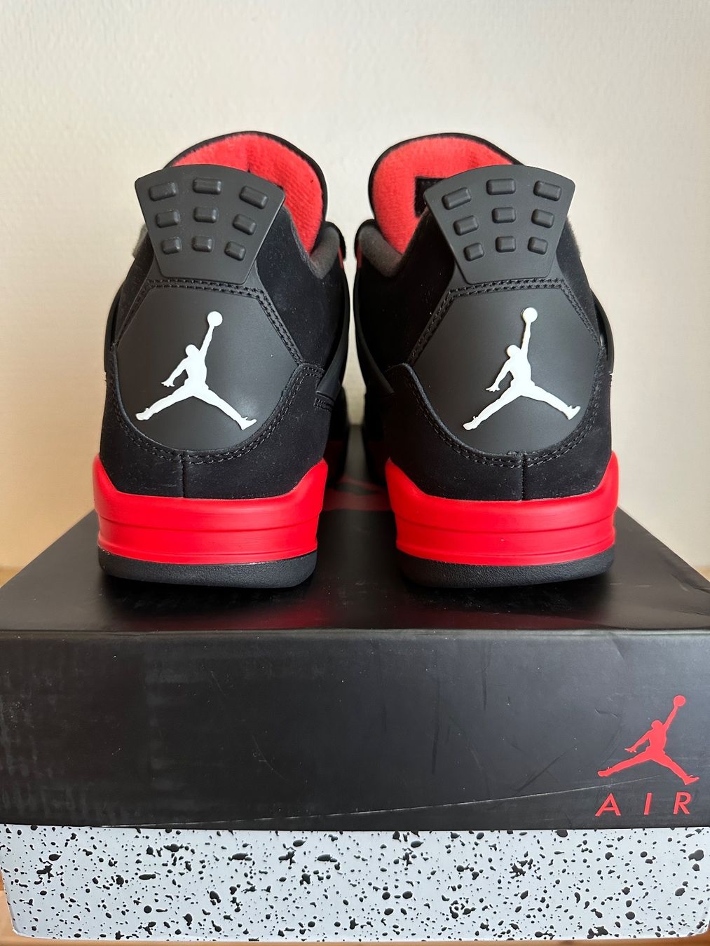 Jordan Scarpe da uomo: Jordan 4 Retro Red Thunder / EU 44,5 – Nuovo e nell'imballaggio originale da Abtwil SG venduto da PauloDybala10 3