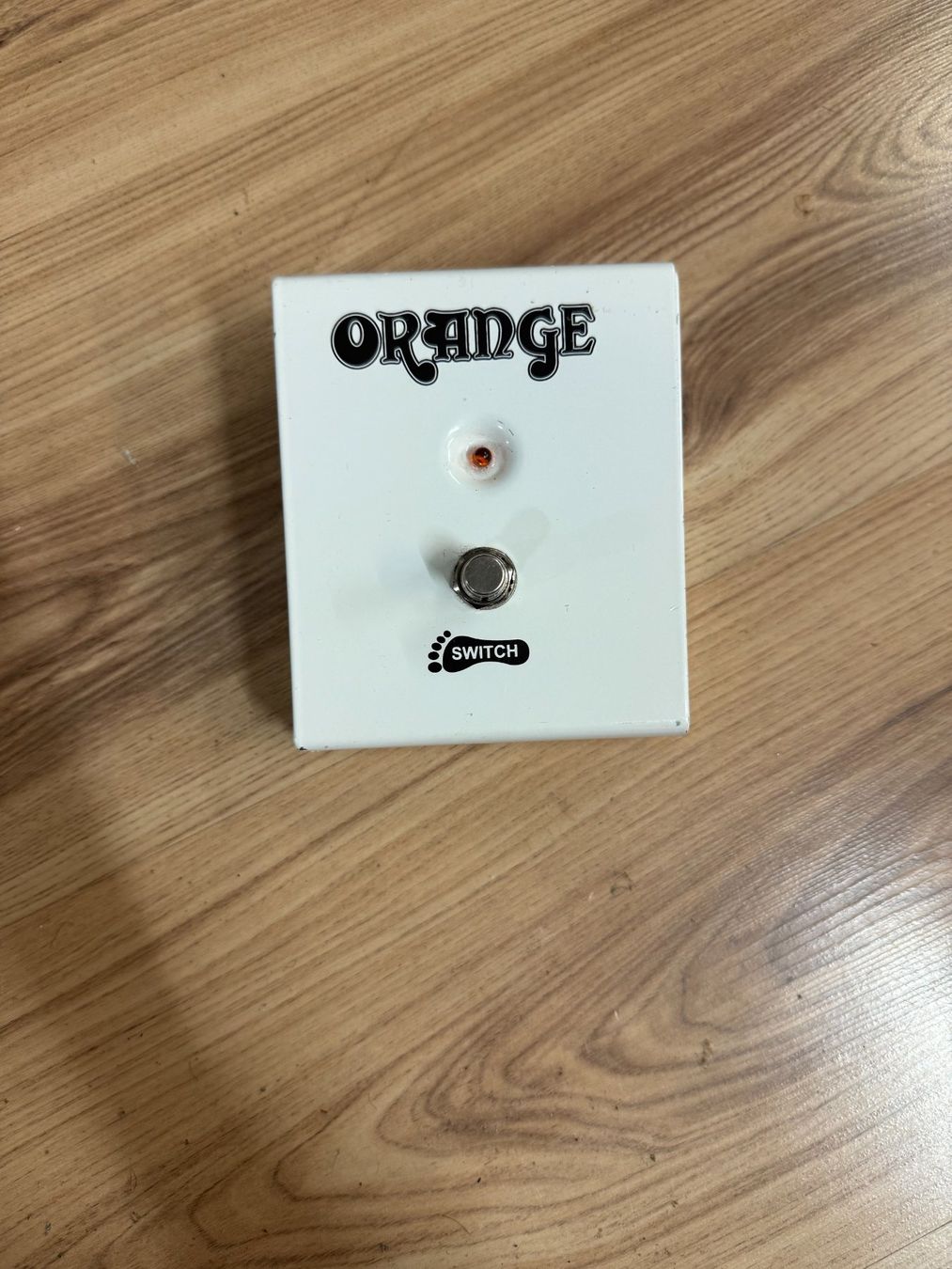 Strumenti musicali: Orange FS‑1 Single‑Button Footswitch – Usato da Bern venduto da xaraya0
