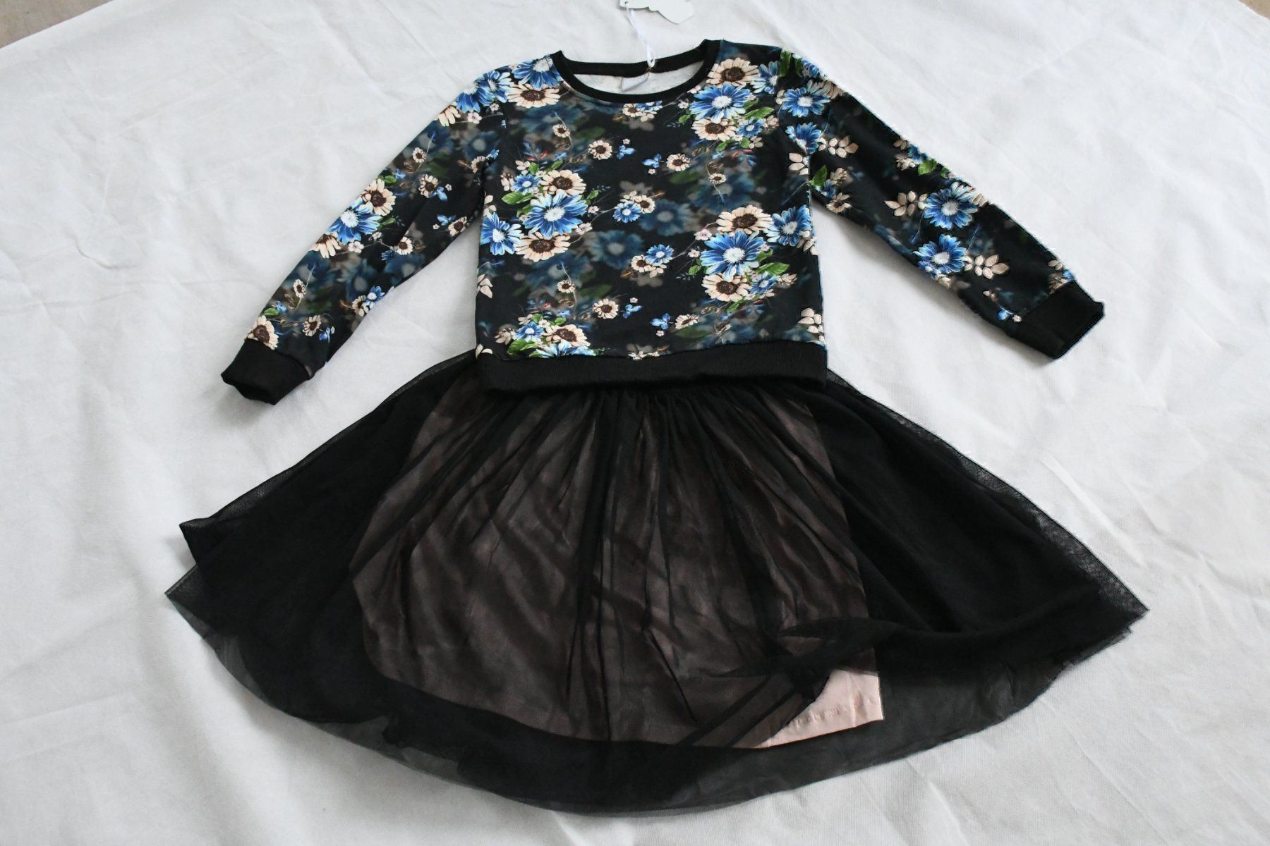 Maglioni & Felpe: neu Pullover Kids, Rock Zara gr.140 – Nuovo e nell'imballaggio originale da Nuglar venduto da Korsika2