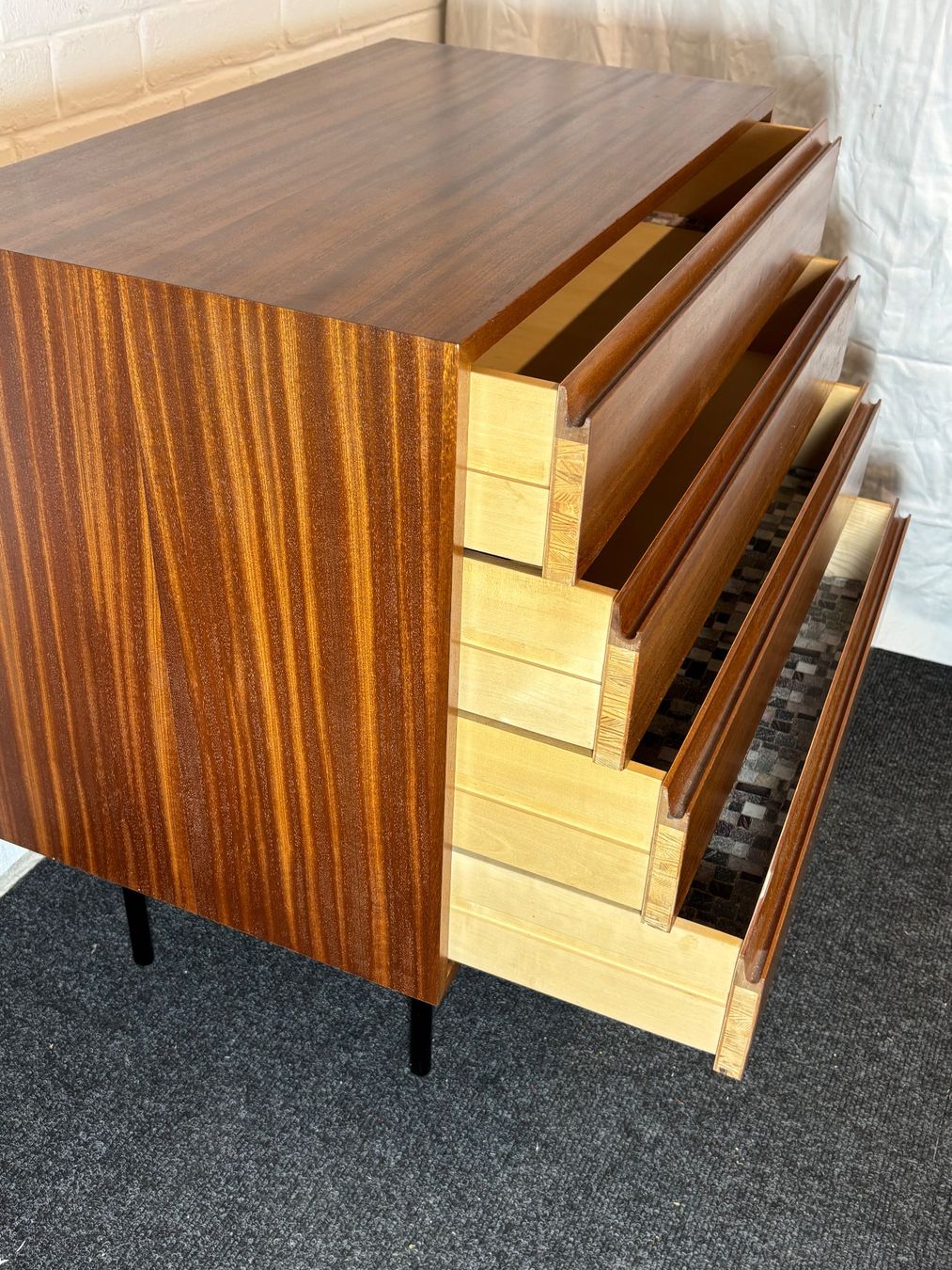 Cassettiere: Teak Kommode Stil Kurt Thut vintage 60er sideboard – Usato da Hinwil venduto da DaniBachman 2