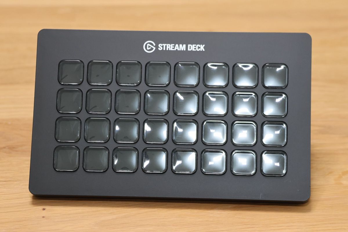 Console di mixaggio: Elgato Stream Deck XL mit OVP und Kabel – Usato da St. Gallen venduto da UsDeSchwiz 1