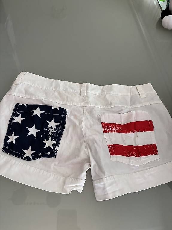 Pantaloni: Shorts weiss america Gr. 38 – Usato da Wettingen venduto da Hasta80 1