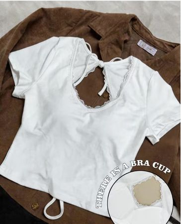 NEUES Crop  Shirt mit Brust Pads uni weiss Gr. XS - 226420