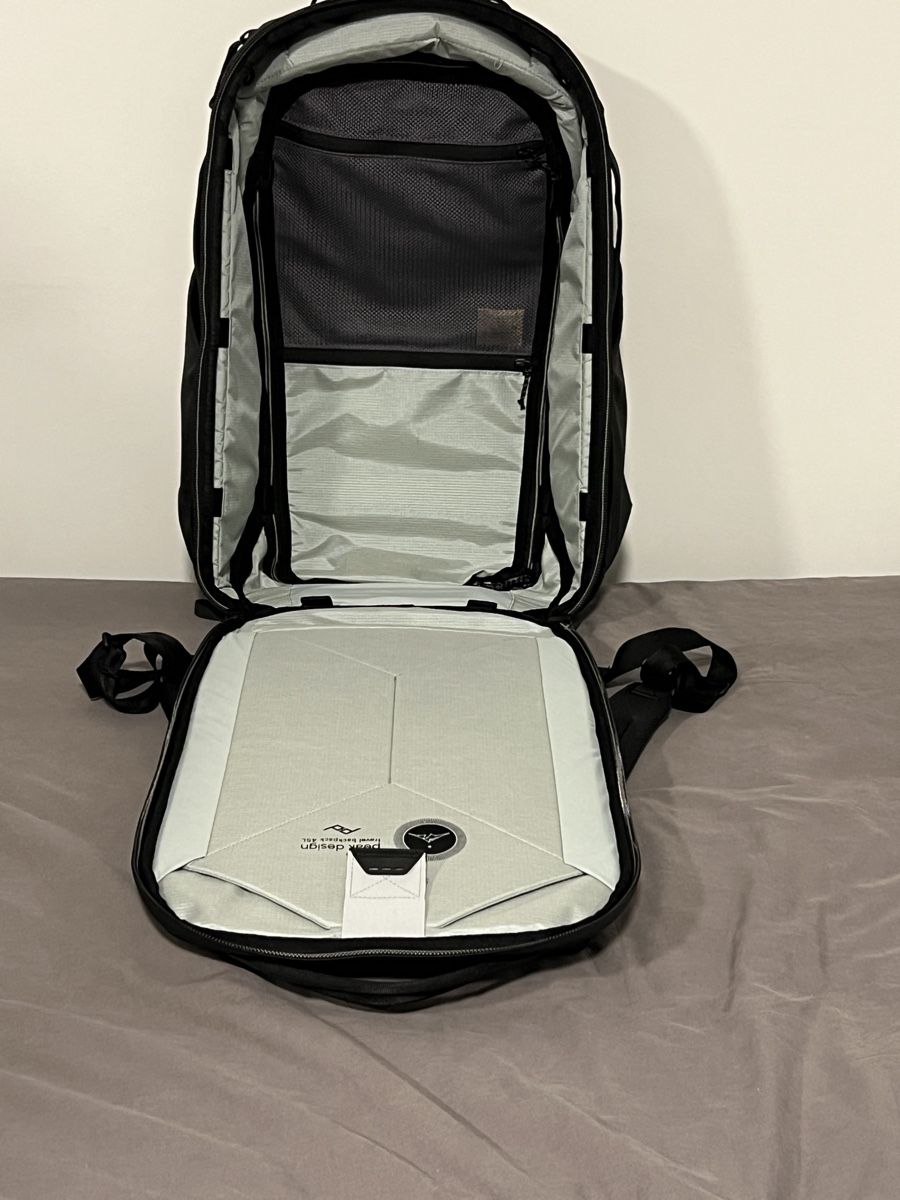 Peak Design Zaini: Peak Design Travel Backpack 45L – Nuovo (secondo la descrizione) da Lugano venduto da opa_tms7 5