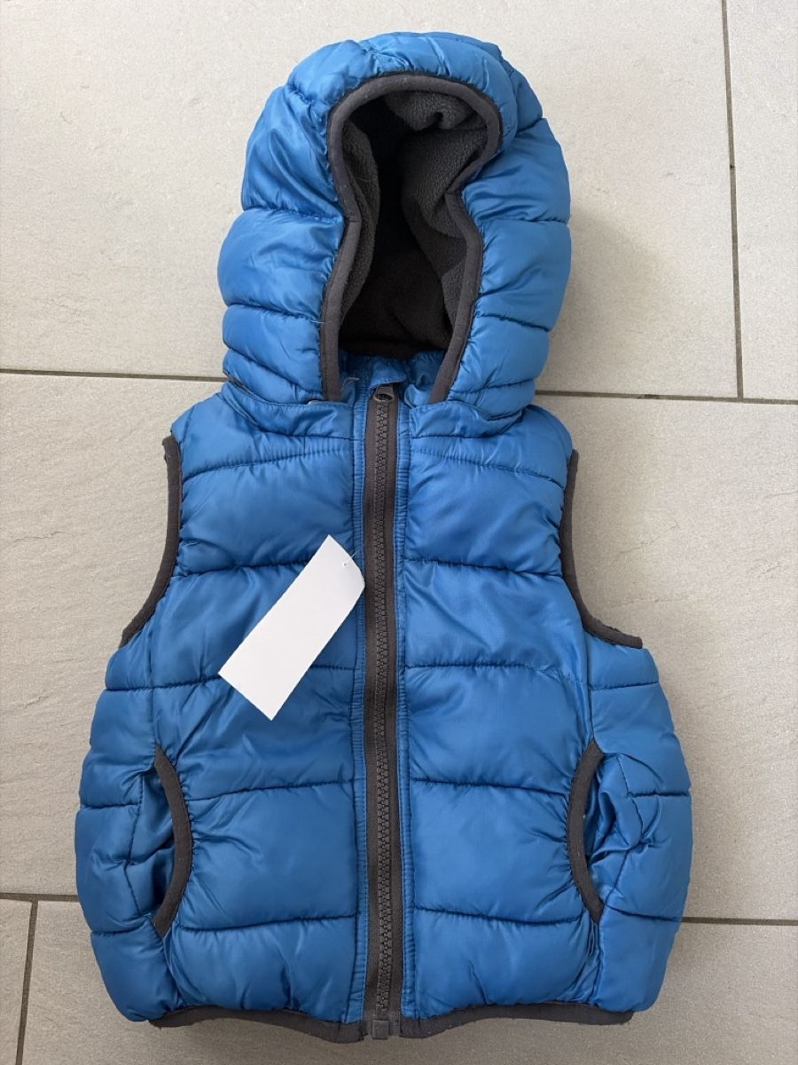 Altro abbigliamento per bambino: Gilet Junge Gr. 86  – Usato da Muhen venduto da melonut04