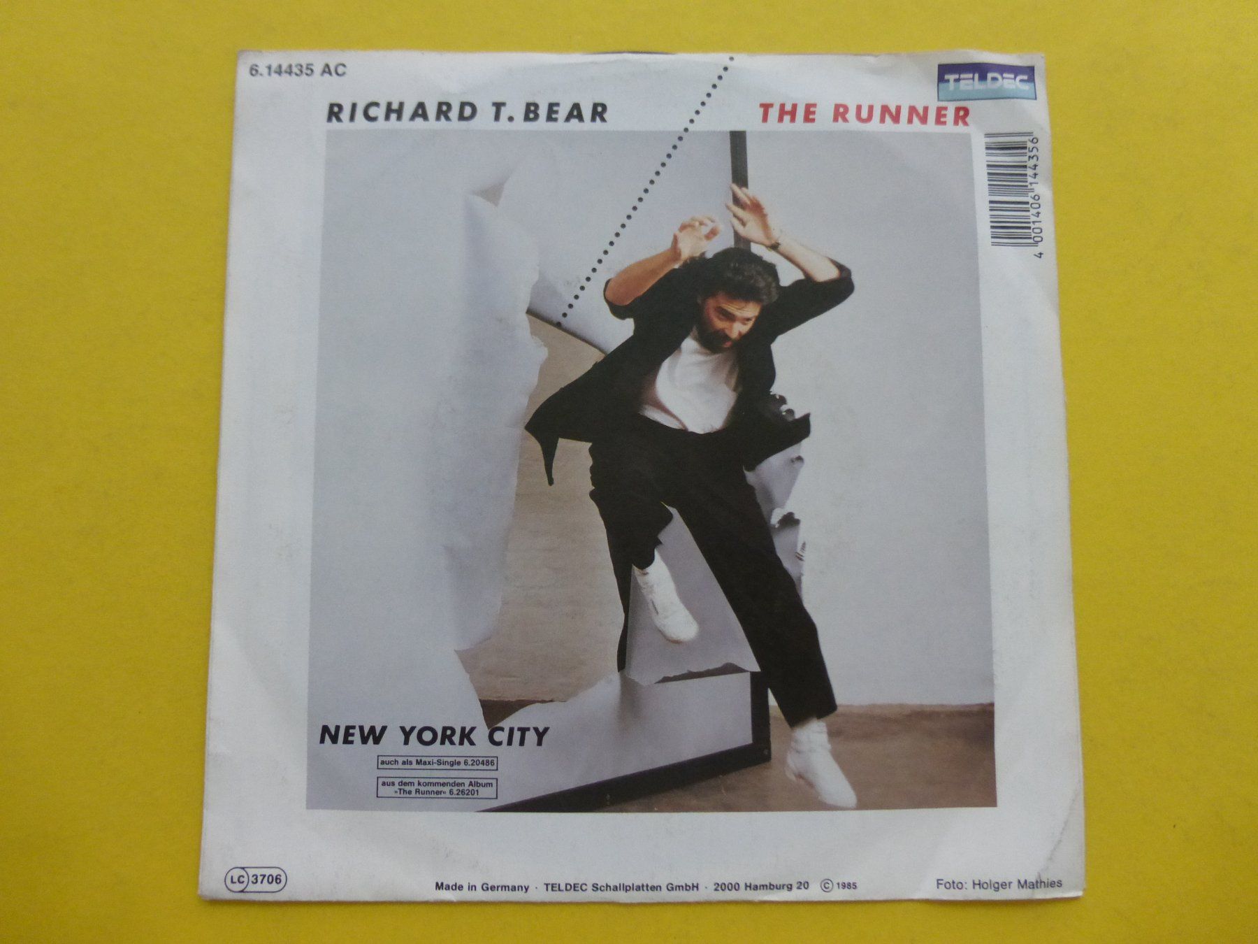 Schallplatten: Richard T. Bear – The Runner – Gebraucht aus Zürich von Swiss57 1