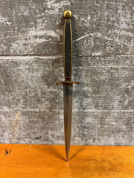 Dague Ancienne Forgée Main - Manche En Corne, Fourreau Inclus - Origine Inde, Datée 1800-1849 - Pièce De Collection Rare