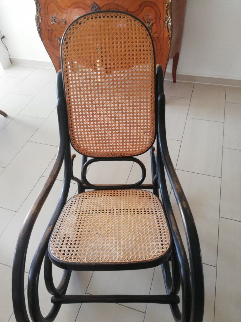Thonet Poltrone: Thonet Schaukelstuhl – Usato da Uster venduto da walderk 4